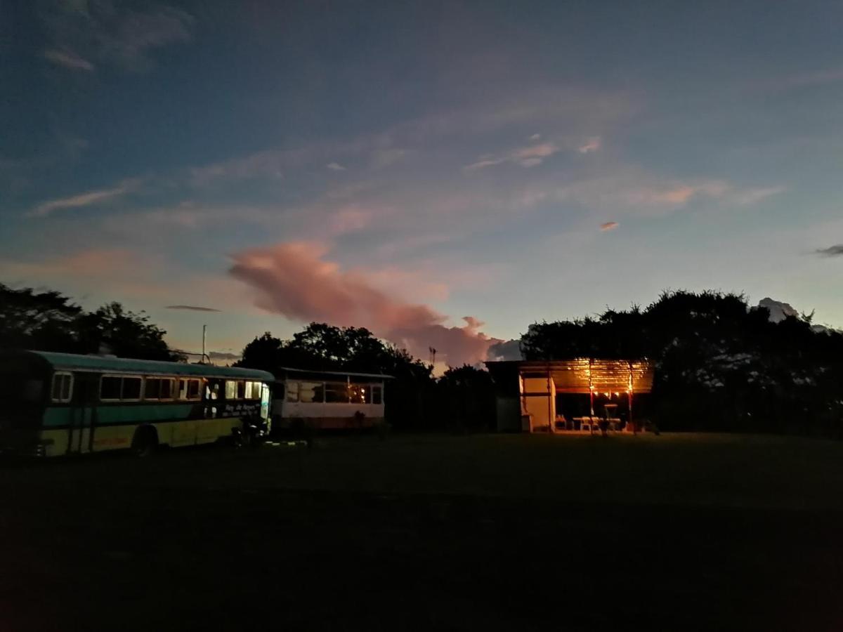Dreamcatcher House Bus Experience 2 Sarchi Exterior photo